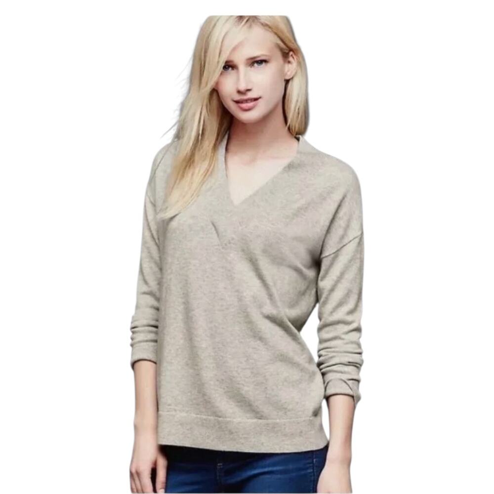 GAP Wool Women's Size Large V-Neck Boxy Preppy Minimalist Lagenlook Sweater